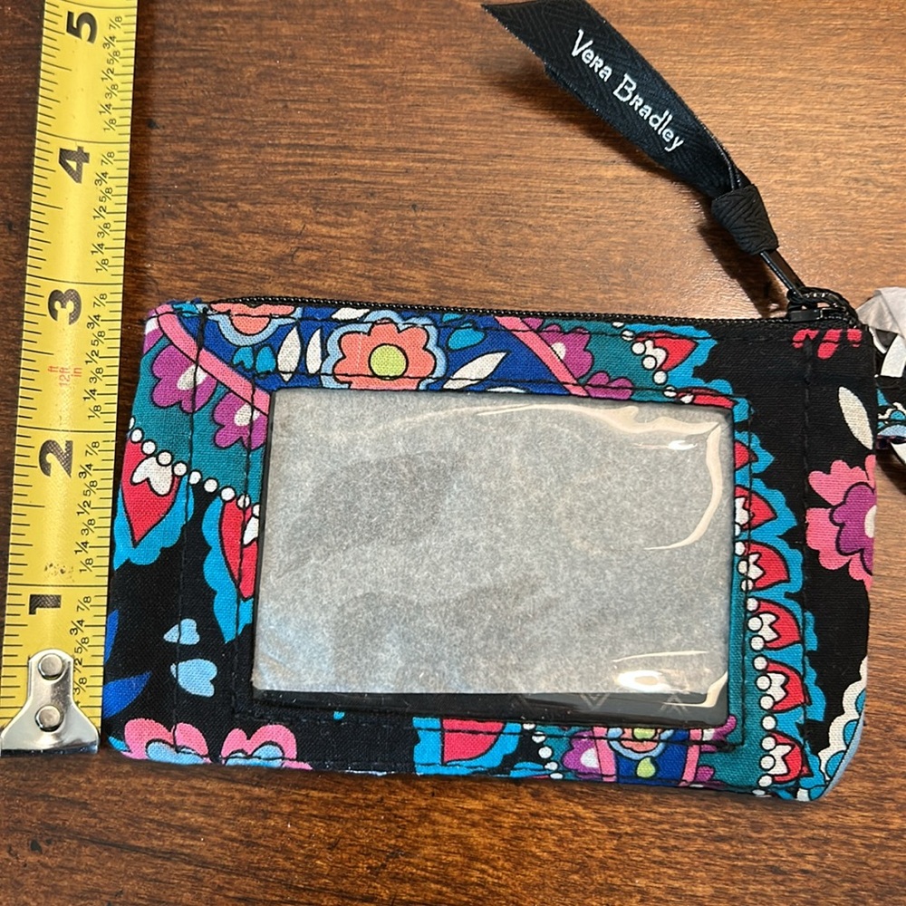 NWT Vera Bradley ID holder/zippered wallet. Dimensions in pics. Includes laynard - Picture 2 of 6